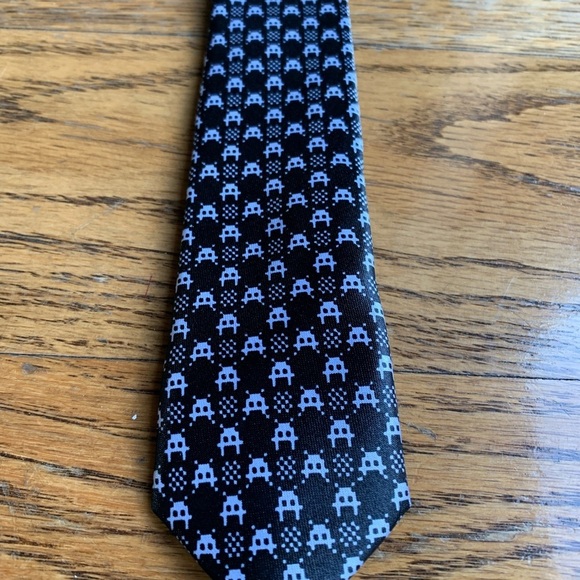 Black Tie Geek Atari Space Print Neck Tie - Picture 3 of 5
